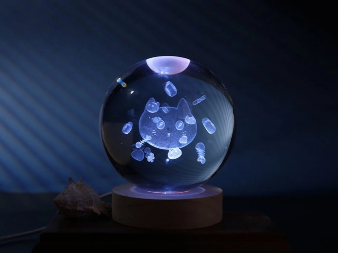 krištáľová lampa guľa mačka 10 cm 1,5 W
