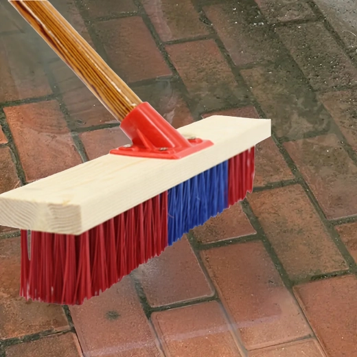 Pevné PVC štetiny na suchý aj mokrý povrch