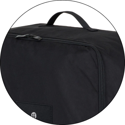 Rýchly prístup vďaka zipsu po celej dĺžke