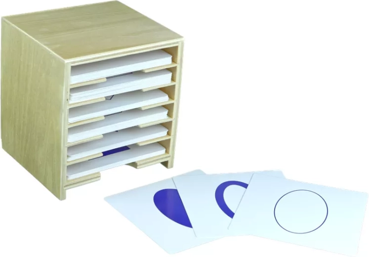 Vhodné pre geometrické karty a Montessori prácu
