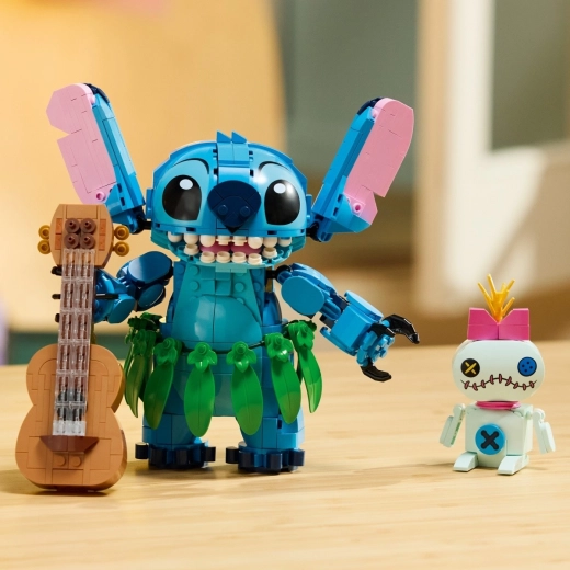 Polohovateľný Stitch ako dekorácia do izby