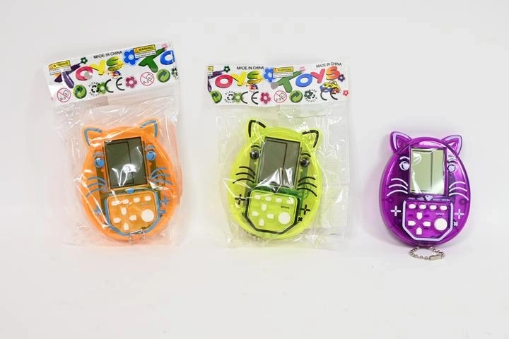 Elektronická vrecková hra v tvare kocky