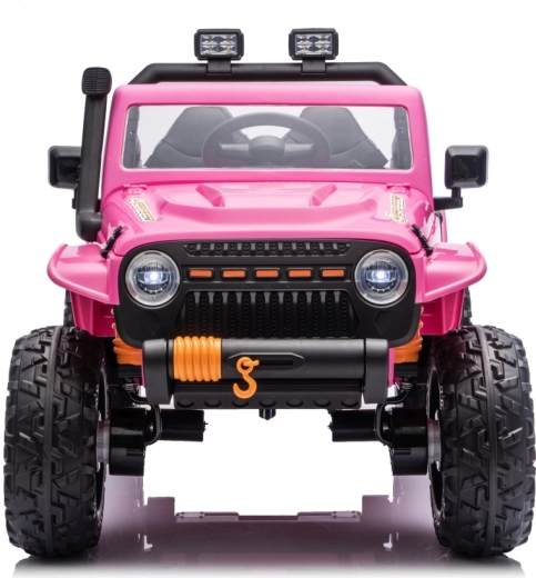 Sila 4×200 W a batéria 24 V na jazdu do terénu