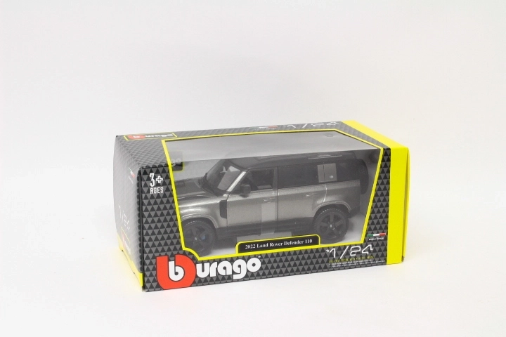 Bburago Land Rover Defender 110 2022 sivá metalíza 1:24