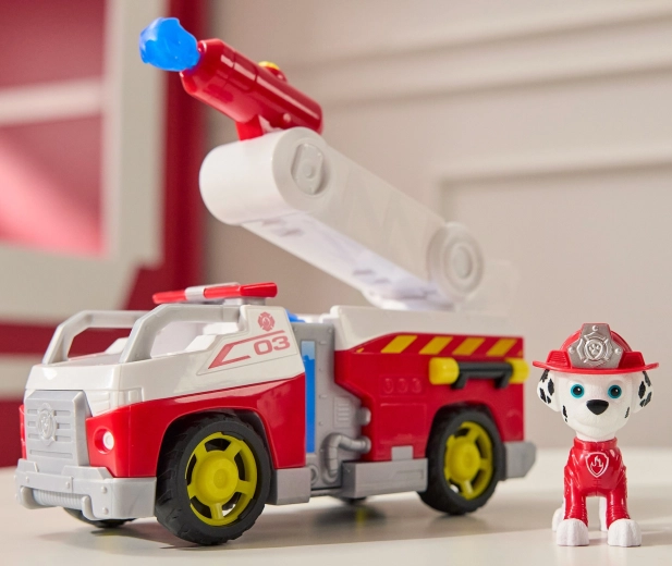 Výsuvný a otočný rebrík