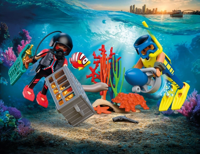 Akčná podmorská naháňačka so skútrom