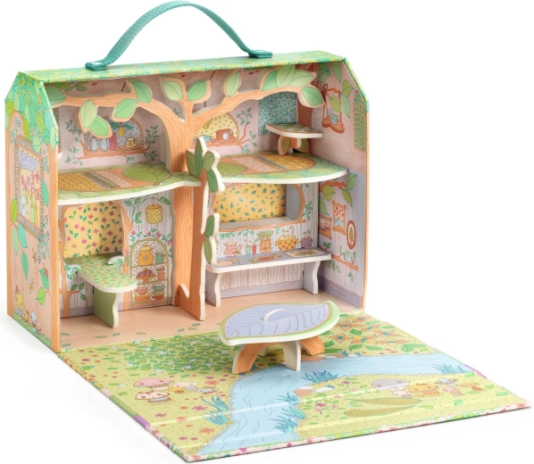 Kufrík, ktorý sa mení na stromový domček