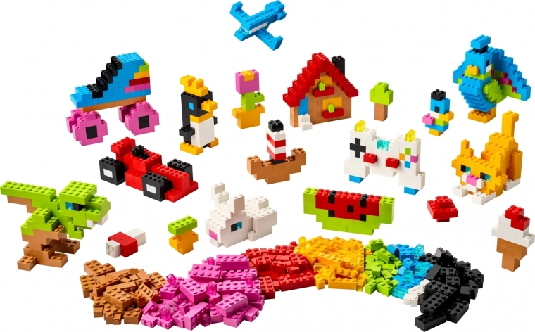 14 modelov v návode + ďalšie digitálne stavanie