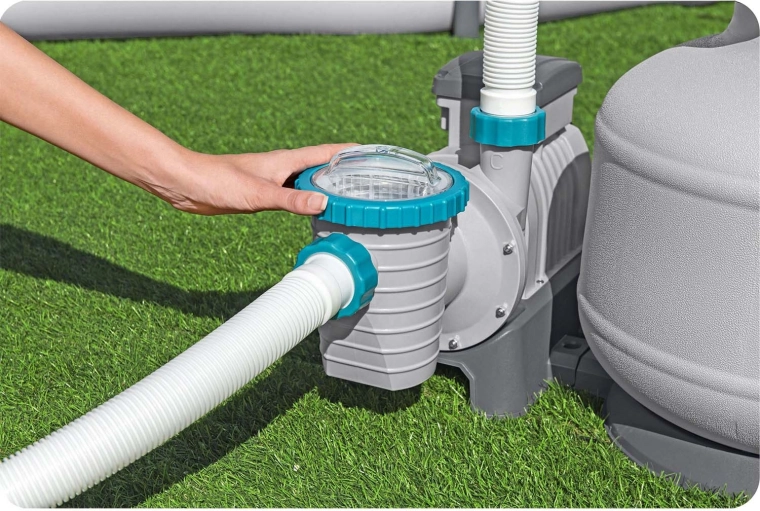 Predfilter a priehľadné veko pre jednoduchú údržbu