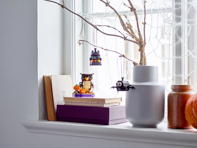 Kompaktná dekorácia na poličku aj parapet