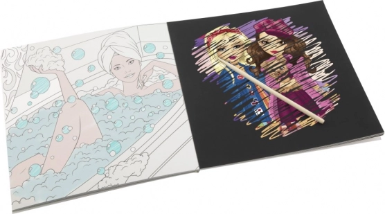 Kombinácia scratch artu a omaľovánok