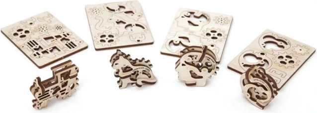 Ugears 3D mechanické drevené puzzle – 4 mechanické prívesky Symboly postáv