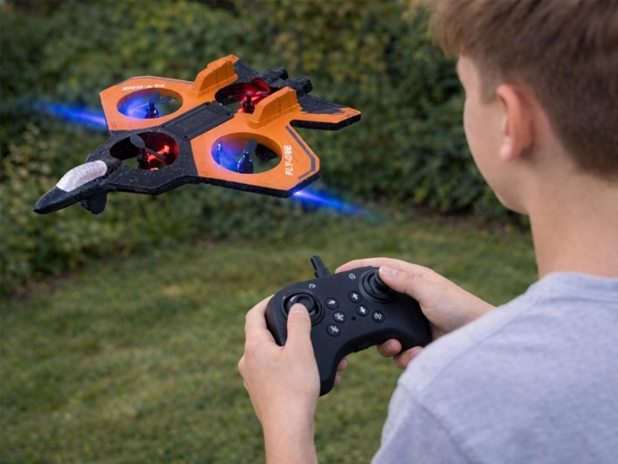 LED osvetlenie a 360° akrobacia