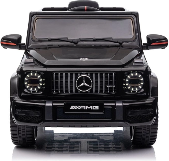 Realistická AMG jazda s LED svetlami