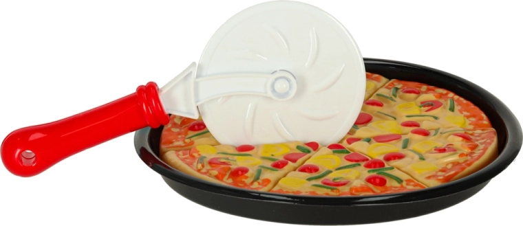 Pizza s krájačom a panvicou pre realistické servírovanie