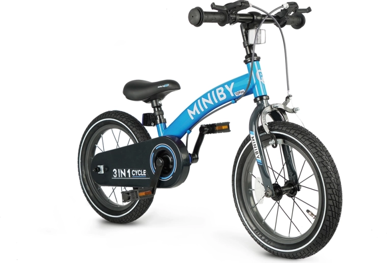 3v1: odrážadlo, bicykel s kolieskami aj klasický bicykel