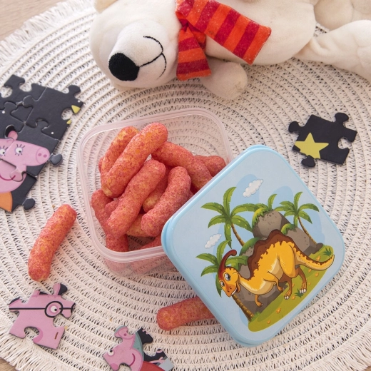 Ľahký plast a kompaktný štvorcový tvar