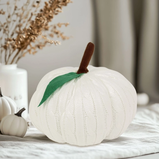 Halloweenska textilná dekorácia tekvica biela 20 cm