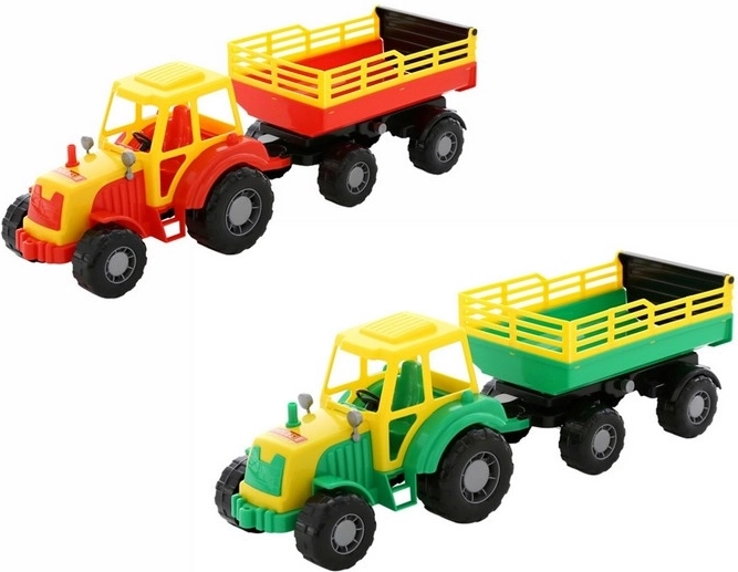 Traktor Altaj s prívesom
