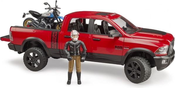 Bruder terénne auto Ram s motocyklom Ducati Scrambler a figúrkou