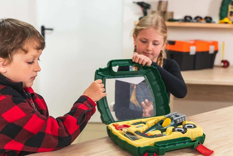 Praktický kufrík – poriadok a zábava na cestách