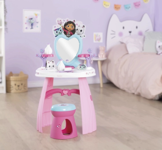 Stolička a chytré úložné držiaky