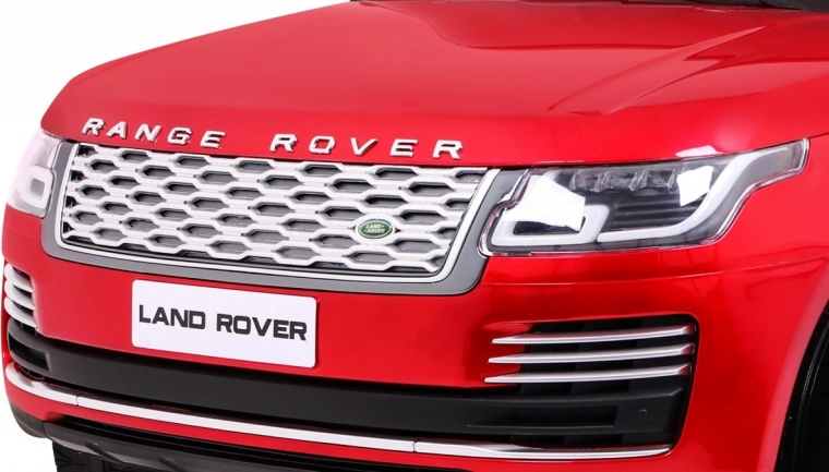 Silný pohon 4×4 a plynulý štart