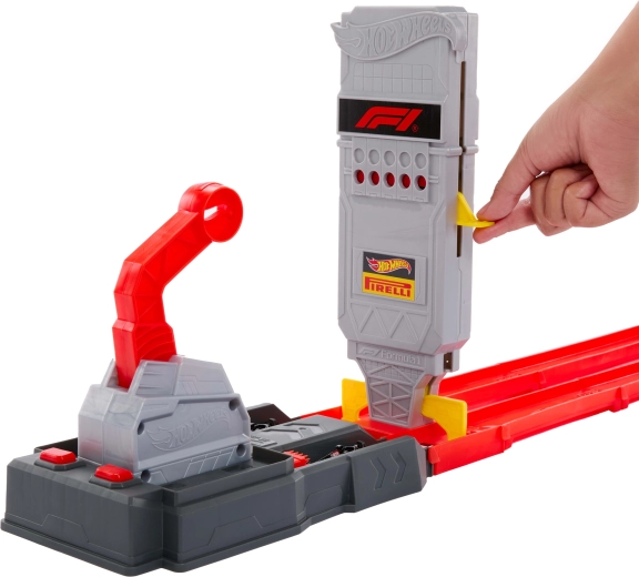 Štartovacia veža a výkonné vystreľovače