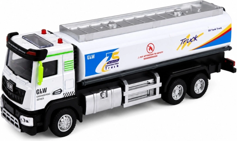 Realistický model z kovu v mierke 1:40