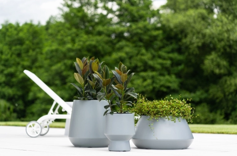 Stabilný a moderný tvar pre bezpečné umiestnenie