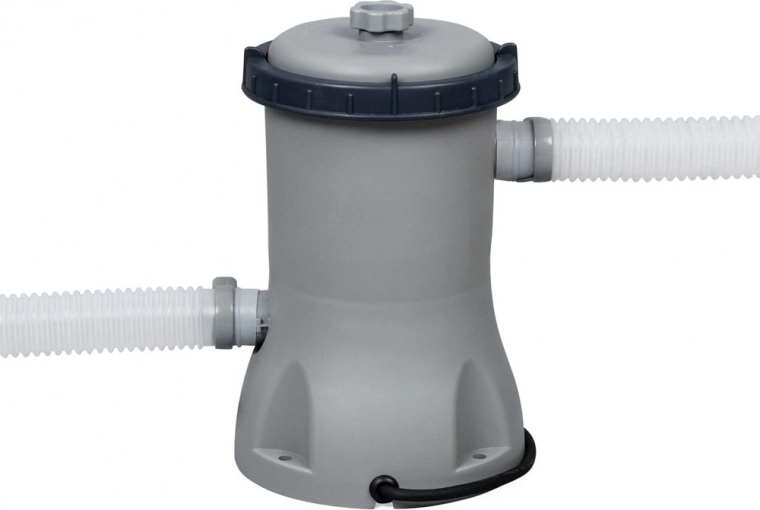 Čistá voda vďaka filtračnému čerpadlu a kartušovému filtru