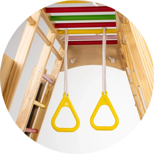 Sieť, laná a gymnastické kruhy na koordináciu