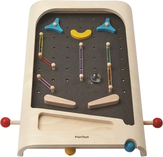 Klasický pinball s ovládaním plutiev