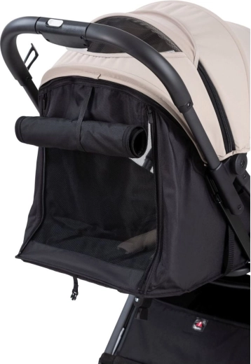 Vetraná strieška s priezorom