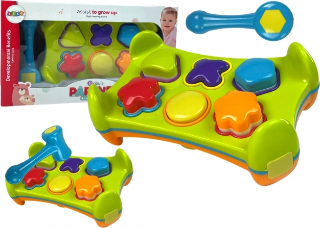 Obojstranný edukačný sorter s kladivkom a tvarmi