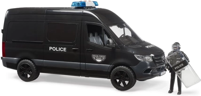 Realistické detaily a policajné značenie