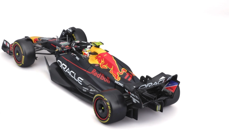 Kombinácia kovu a plastu pre detail aj odolnosť