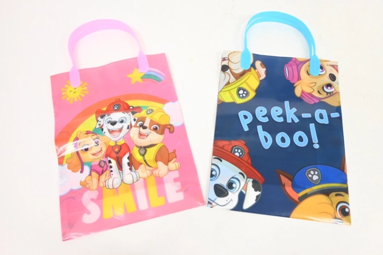 Detská licenčná kabelka s rozprávkovými postavičkami 25 × 18 cm