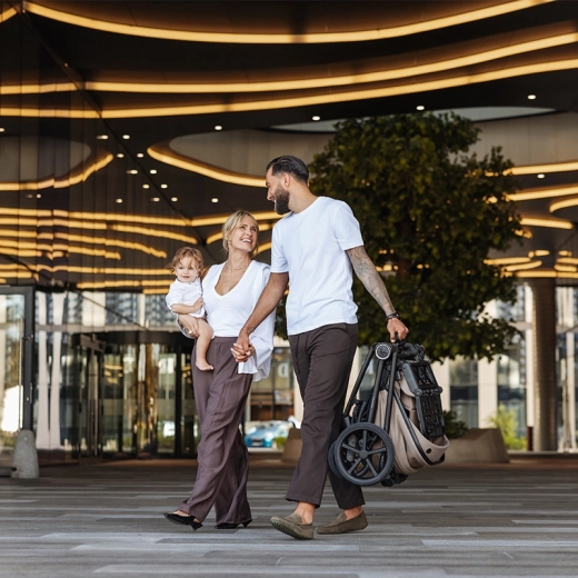 Automatické skladanie jednou rukou a kompaktné rozmery