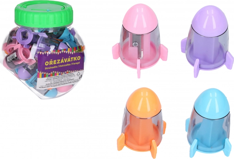 Strúhadlo so zásobníkom a gumou – vesmírna loď