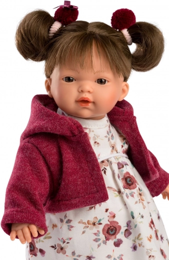 Kvetinový dizajn s ladiacimi doplnkami