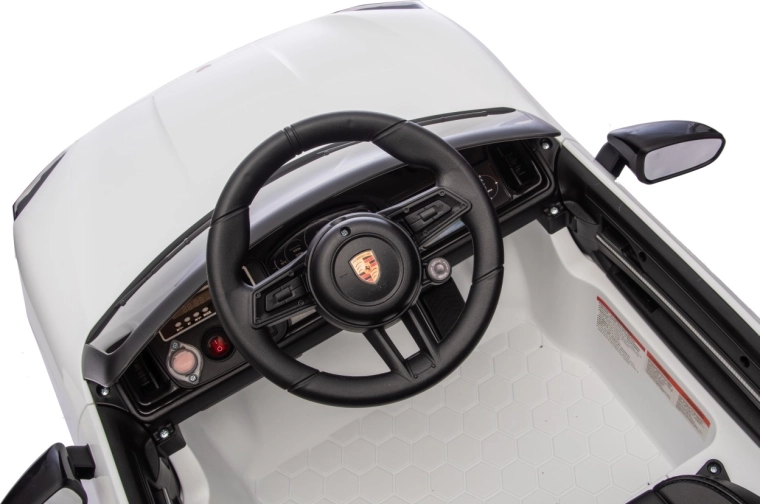 Realistický interiér s multimédiami