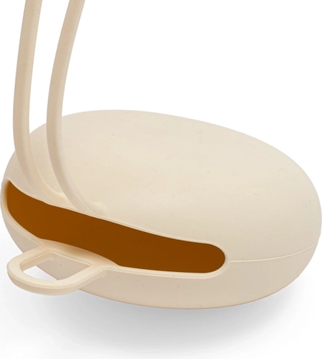 Praktické pútko na jednoduché zavesenie