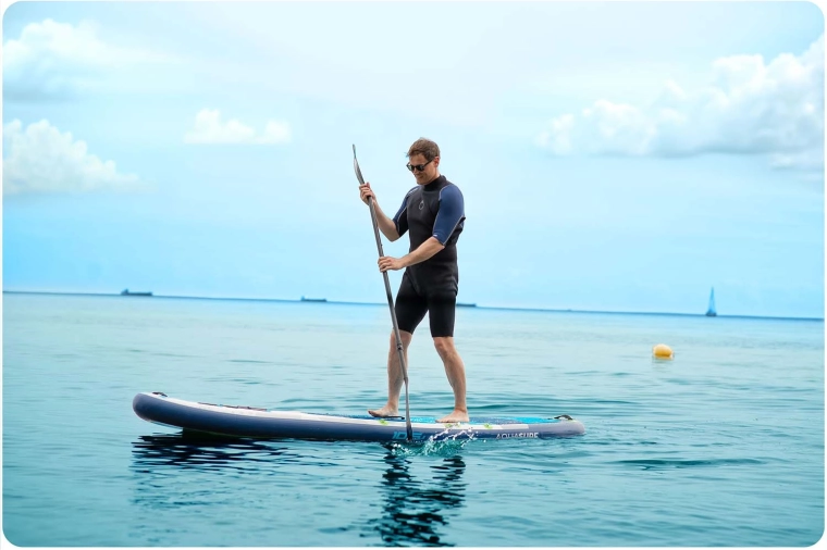 Istý krok vďaka protišmykovej EVA palube