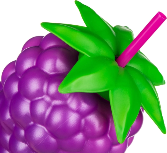 Skrutkovacie viečko a znovupoužiteľná slamka