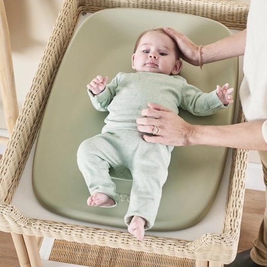 Ergonomické zvýšené okraje pre stabilnejšiu polohu