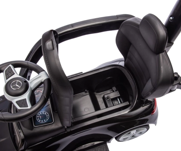 Úložný priestor pod sedadlom