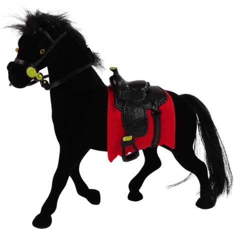 zamatová figúrka čierneho koňa s červenou podsedlovou dečkou a sedlom