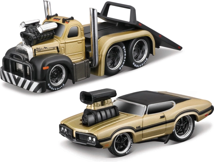 Maisto Muscle transports 1953 Mack B-61 flatbed s 1970 Oldsmobile 442 1:64