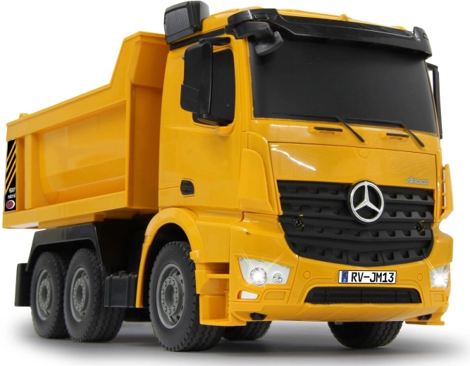 Oficiálna licencia Mercedes-Benz a vydarené detaily